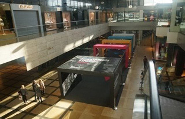 Exposición sobre enseñanzas en deporte en Illa Diagonal