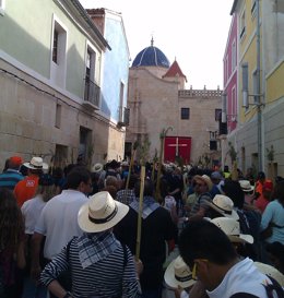 El Monasterio de la Santa Faz, al fondo