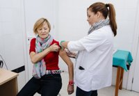 Sanidad lanza una campaña contra la baja vacunación de los sanitarios
