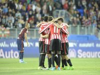 Raúl García mete al Athletic en Europa League en el descuento