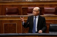 Anticorrupción se querella contra el despacho fundado por Montoro por un contrato con cámaras de comercio