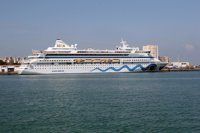 La Junta expresa su apoyo a que el Puerto de Cádiz sea base de cruceros