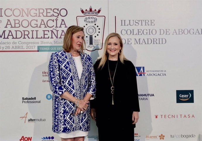 Cristina Cifuentes con la decana de abogados de Madrid, Sonia Gumpert