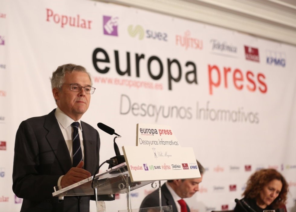 Desayuno Informativo de Europa Press con el presidente de la CNMV