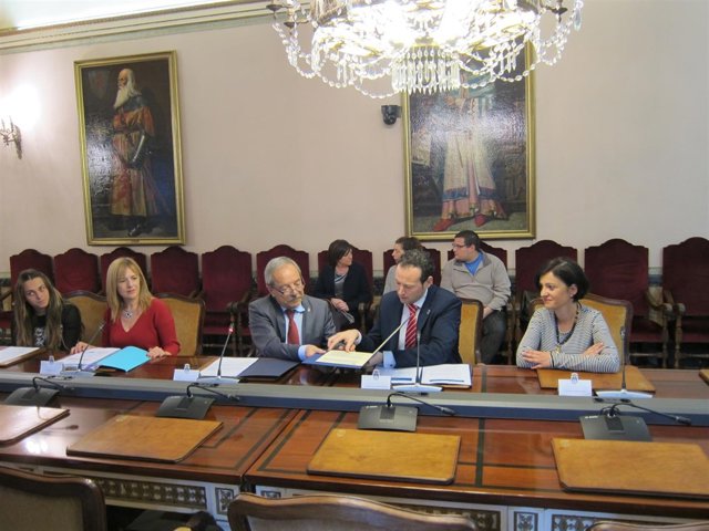 Oviedo se suma al  Pacto Social contra la Violencia sobre las Mujeres 