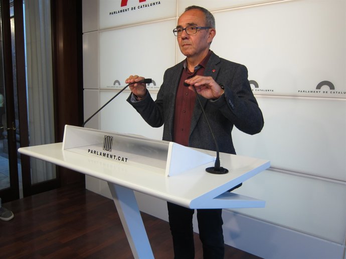 El portaveu de SíQueEsPot en el Parlament, Joan Coscubiela        