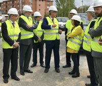 Sáenz de Santamaría, Méndez de Vigo y Montoro visitan el Anillo Olímpico de Tarragona 2018