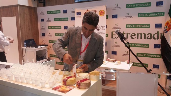 Cata DOP Torta del Casar