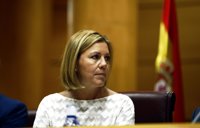 Cospedal le dice al PSOE que varios de sus alcaldes también izan a media asta la bandera en Semana Santa y sin críticas