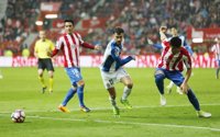 El Sporting no pasa del empate con el Espanyol y Sandro fulmina al Granada