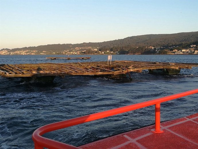Bac contra el qual ha topat el pesquer enfonsat a la Ría de Pontevedra