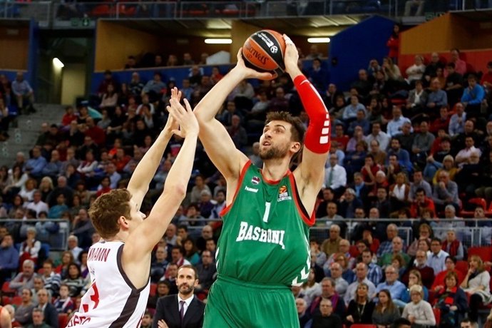 Andrea Bargnani (Baskonia Vitòria Gasteiz - BROSE BAMBERG)