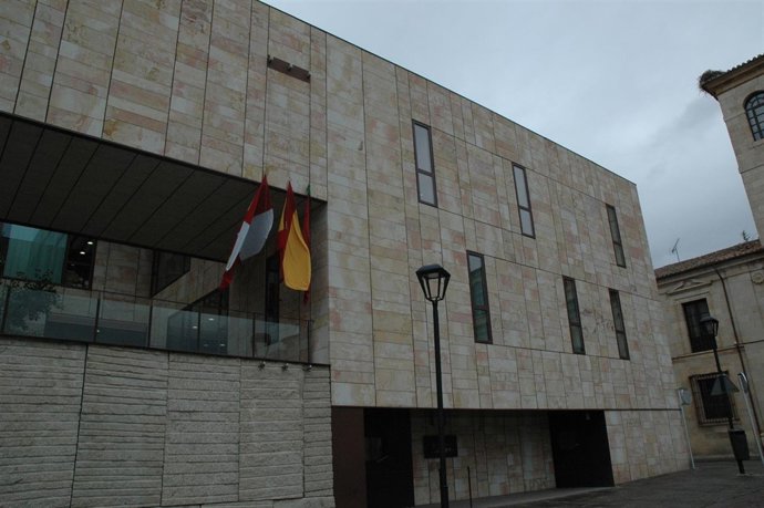 Zamora.- Banderas a media asta en Zamora