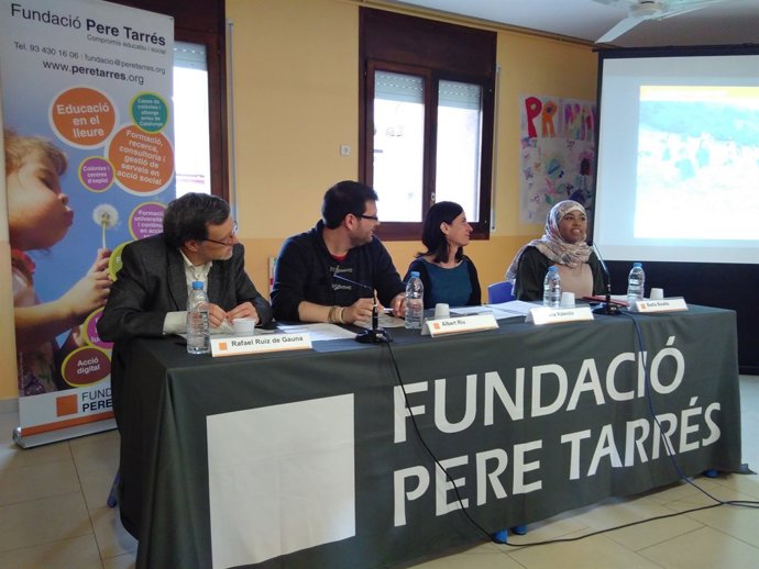 R. Ruiz de Gauna, A. Riu (Fund.Pere Tarrés), M.València i B.Boukta (testimoniatg