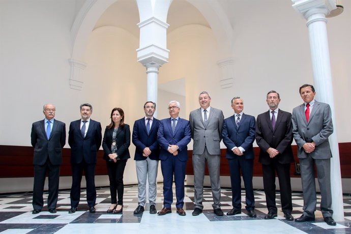 El vicepresidente  Jiménez Barrios con presidentes de las autoridades portuarias