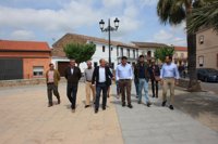 Monago pide a la Junta que "no se olvide" de los ayuntamientos extremeños