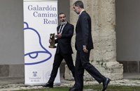 Antonio Banderas y el Rey Felipe, dos amigos por Alcalá de Henares