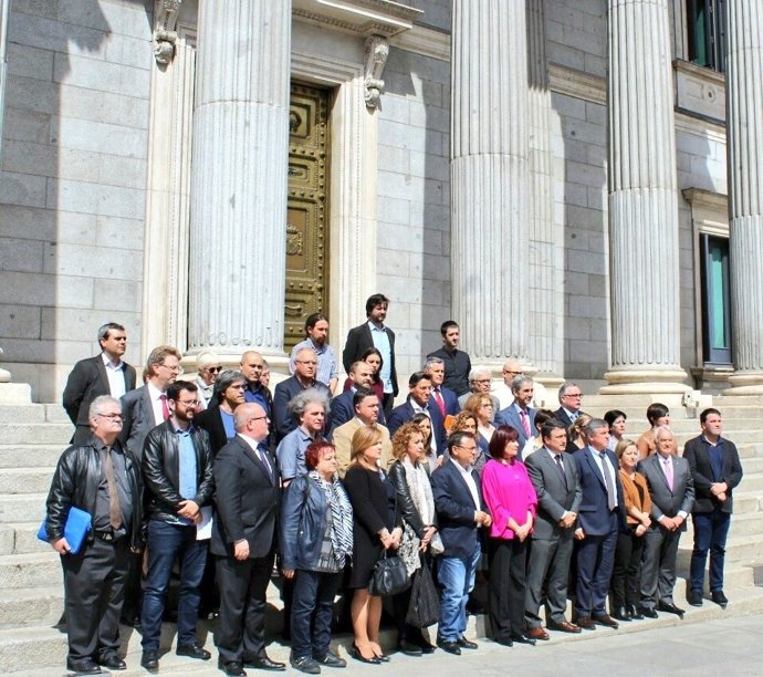 Minutos de silencio en el aniversario del bombardeo de Gernika 