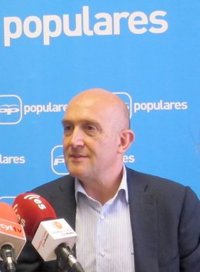 Carnero plantea a García Carvajal que se integre en su candidatura