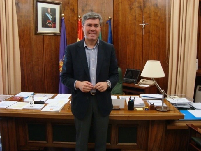 José Enrique Fernández De Moya