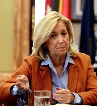 Denuncian a Dancausa por presunta prevaricación en el desalojo de un centro okupa