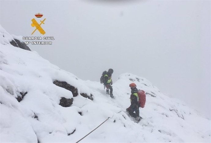Rescatados los cuerpos de los montañeros muertos en Picos d'Europa. 
