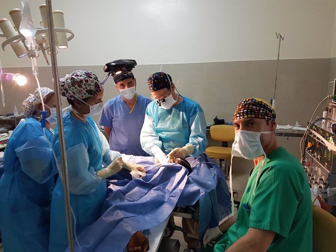 La expedición de la Fundación Dr. Ivan Mañero practica 40 cirugías en Guinea Bis