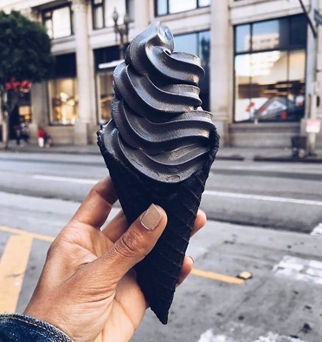 Helado negro