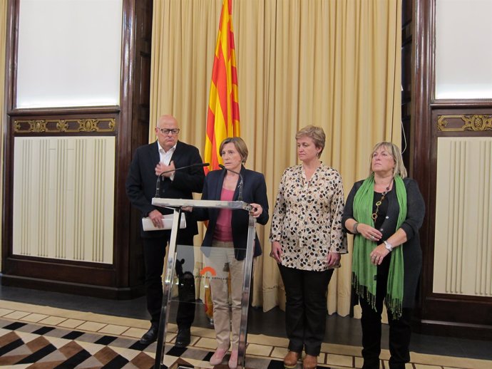 L.Corominas, C.Forcadell, A.Simó, R.Barrufet (de la Mesa del Parlament)