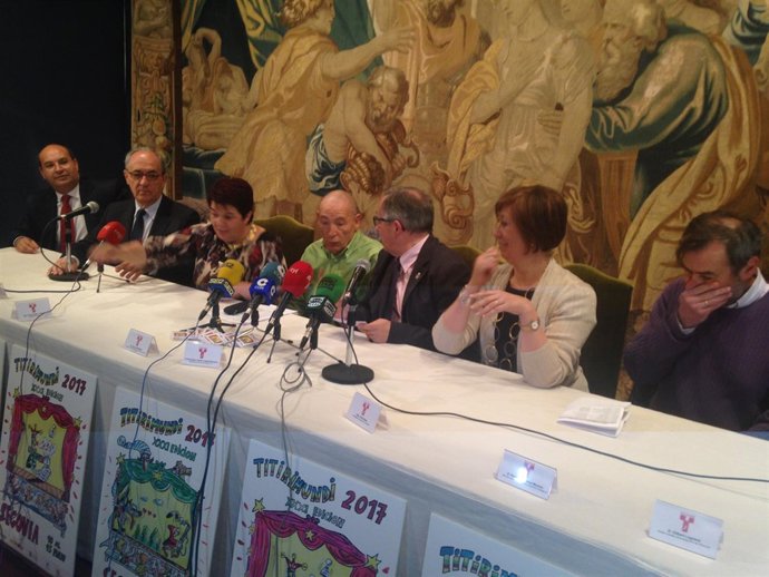 Presentación de Titirimundi en Segovia