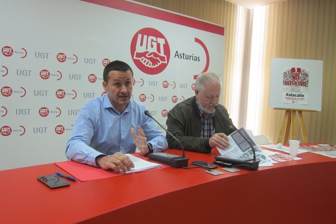 Javier Lanero (izquierda) y Antonio Pino, en rueda de prensa. 