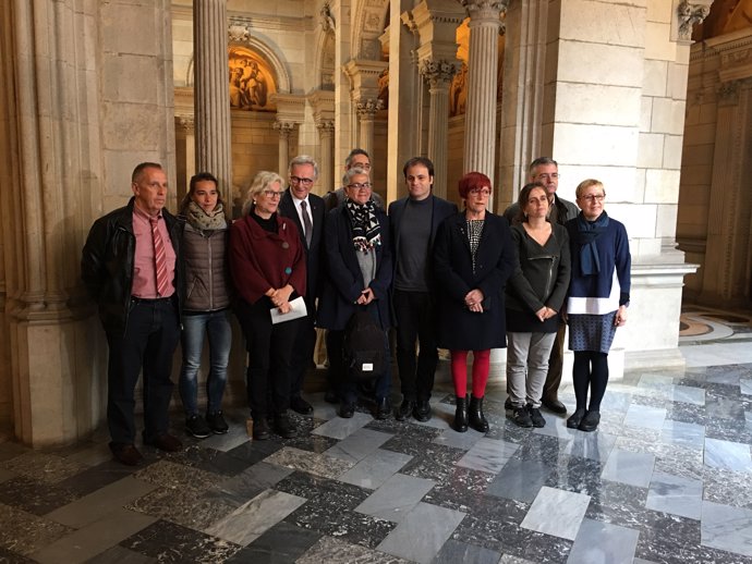 Reunió de l'associació Dret a Morir Dignament-Catalunya a l'Ajuntament
