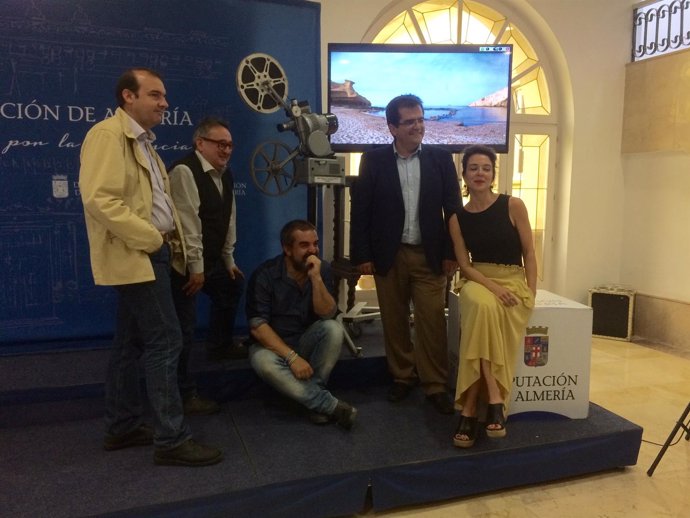 Un grupo de cineastas descubre localizaciones "espectaculares" en Almería.