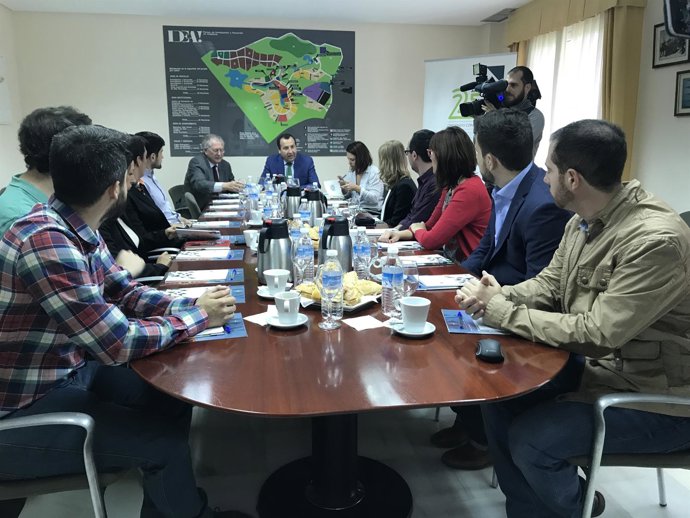 Reunión cde trabajo PTA tecnópolis ruiz espejo romera empresas nuevas pack bienv