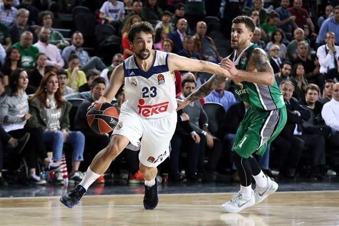 Llull en el Darussafaka - Real Madrid