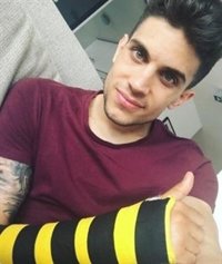 Marc Bartra, "contento con la evolución" de su muñeca derecha