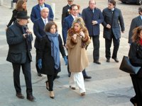 Sáenz de Santamaría lamenta que Podemos anteponga con la moción "sus propios intereses" al "respeto a los españoles"