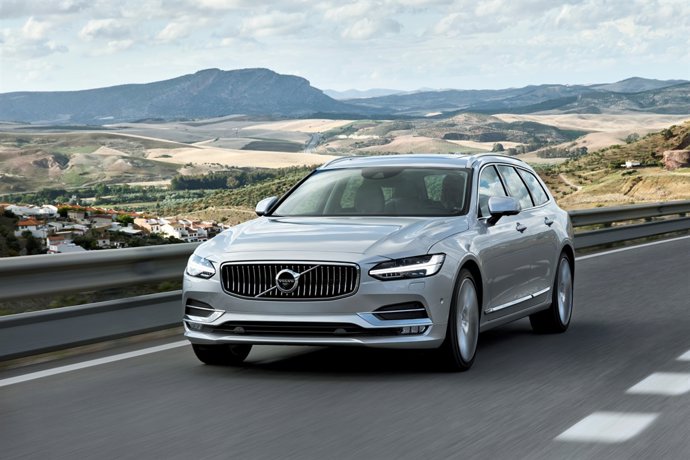 Volvo V90