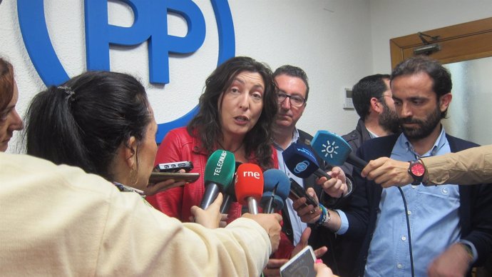 La secretaria general del PP de Huelva, Dolores López.