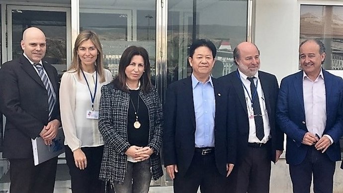 Una delegación china visita la Autoridad Portuaria de Almería