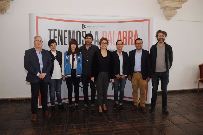 Ruz (centro), en la presentación de 'Tenemos la palabra'