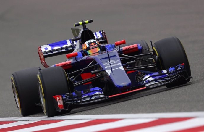Carlos Sainz Toro Rosso China