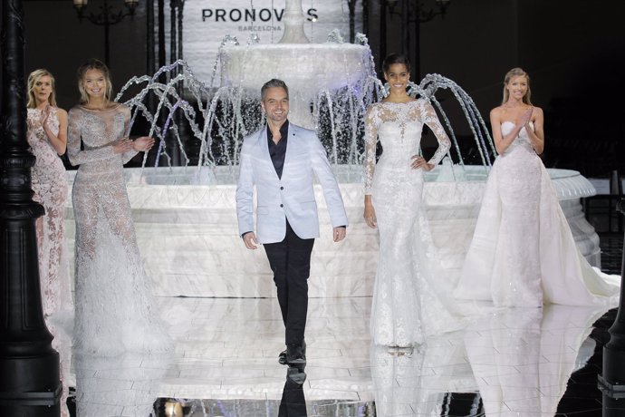 Desfile de Pronovias en la Barcelona Bridal Fashion Week