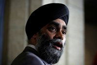 El ministro de Defensa de Canadá se disculpa por declararse el "arquitecto" de la 'Operación Medusa' de Afganistán