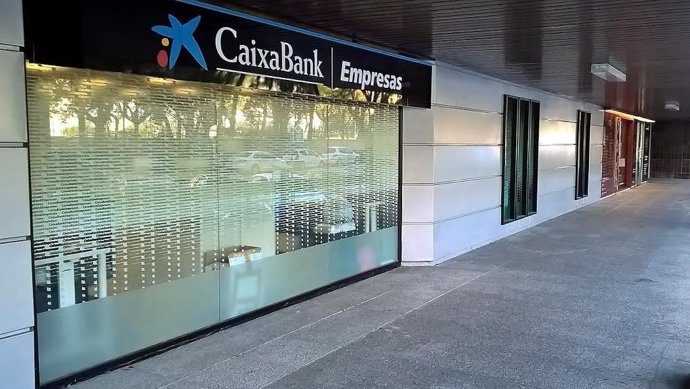 Una de les oficines de Caixabank