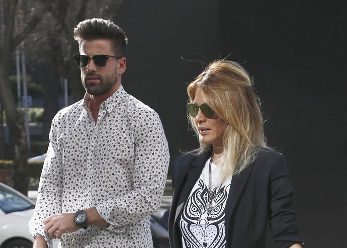 Así disfrutan nuestro famosos del puente de mayo./ Europa Press