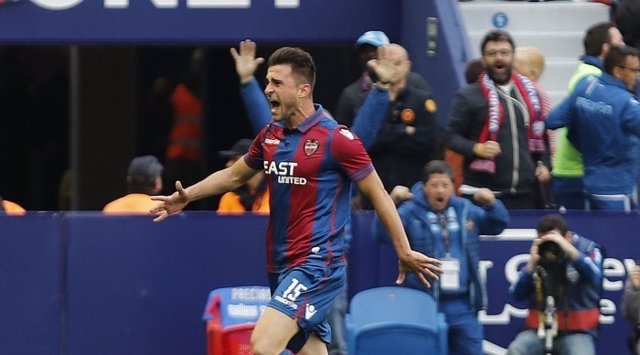 El Levante derrota al Oviedo y certifica su ascenso a Primera
