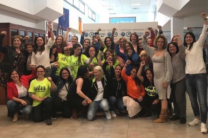 Las estibadoras se han reunido en un local de València