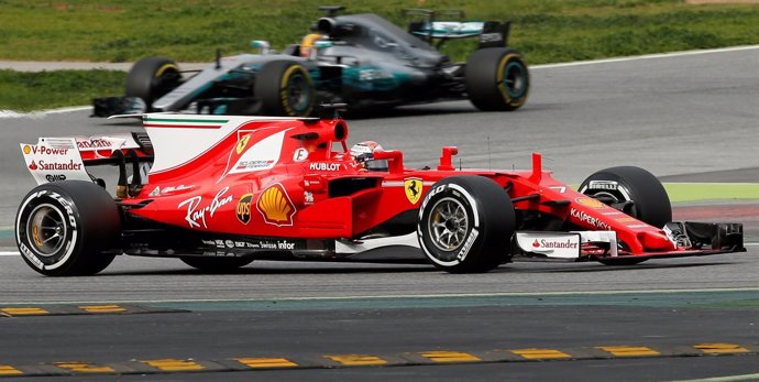 Kimi Raikkonen con Ferrari en las pruebas de Montmeló