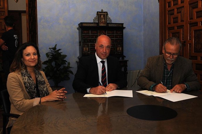 La Diputación de Córdoba renueva su colaboración con Acansa